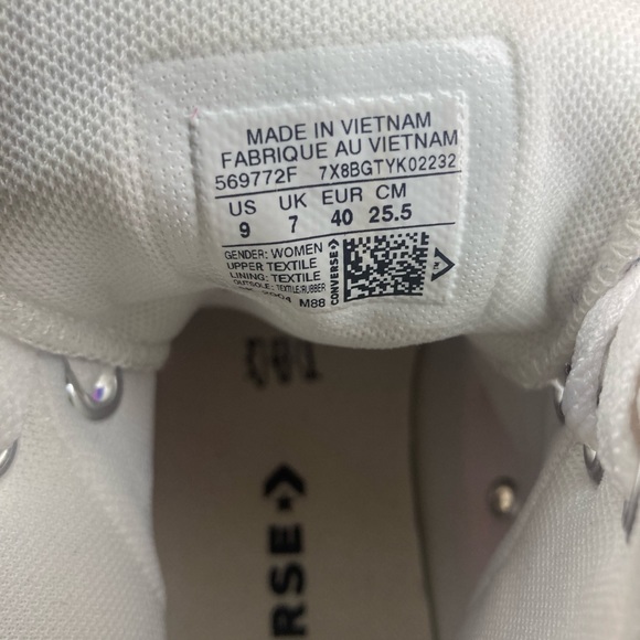 Converse - Picture 6 of 7